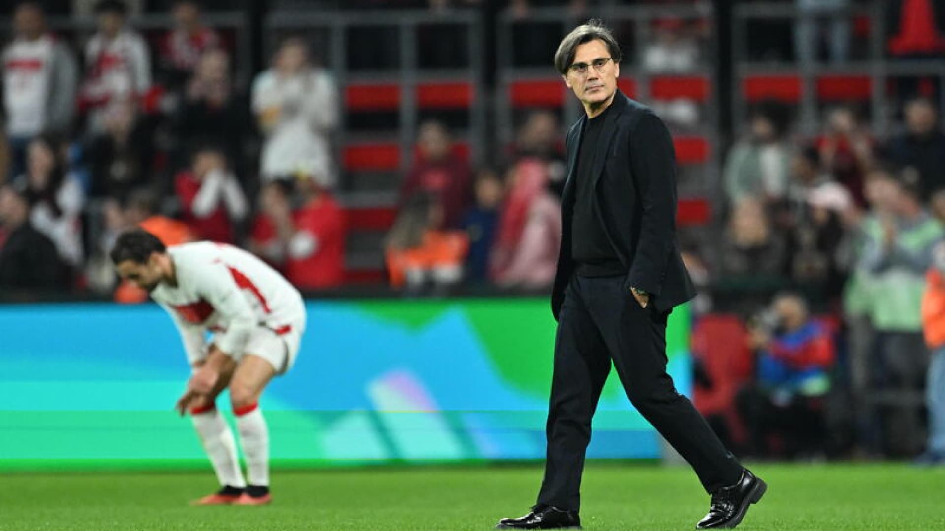 Montella, Belçika yenilgisi sonrası istifa tezahüratlarını değerlendirdi