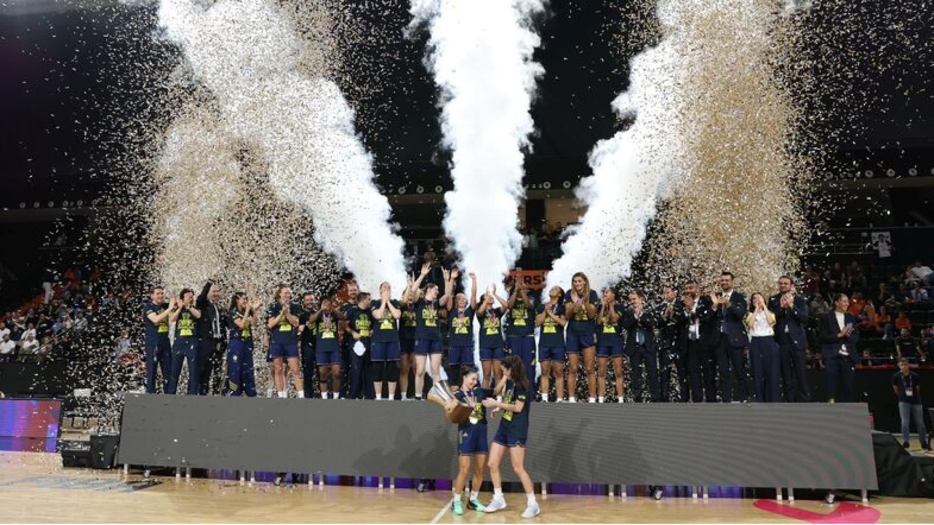Fenerbahçe Tarfin, Kadınlar Süper Kupa’da ÇBK Mersin’i yenerek şampiyon oldu