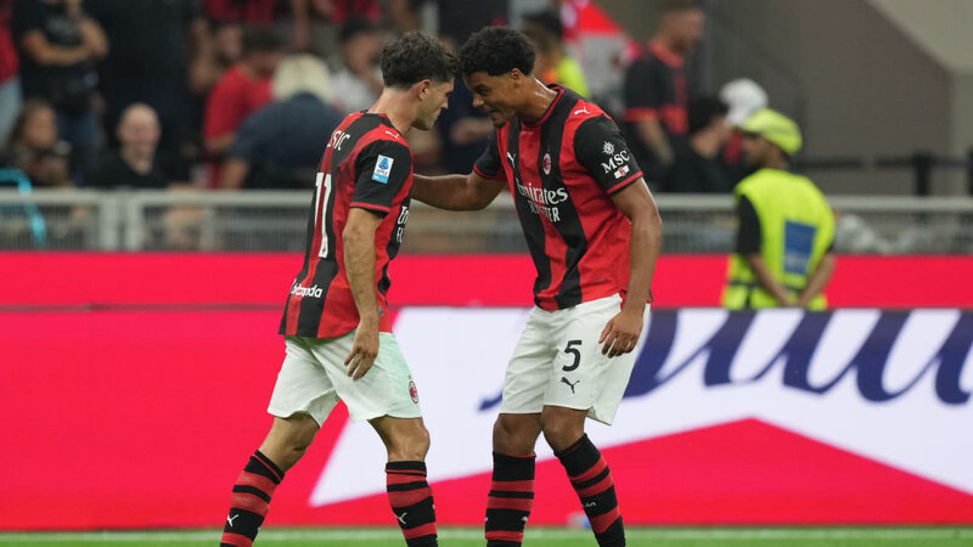 5 gollü maçta üç puan Milan'ın!
